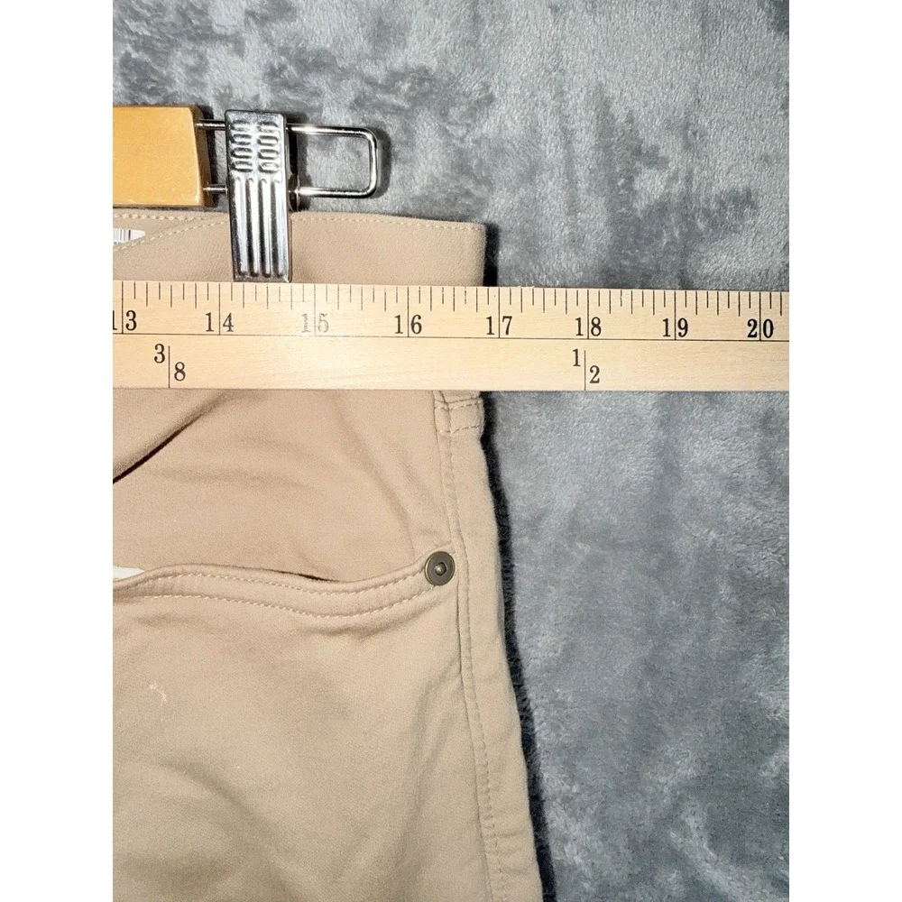 Banana Republic Mens Traveler Athletic Tapered Fit Chinos Pants 33x30 Khaki